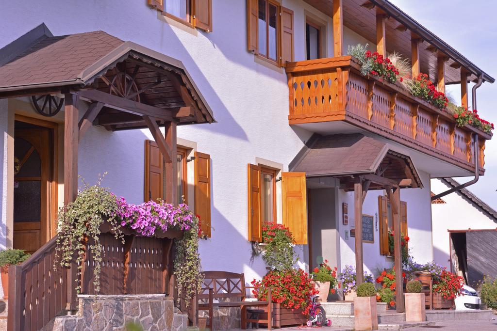 Tourist Farm Stern Pri Kovacniku Fram Exterior foto