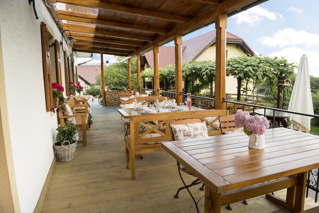 Tourist Farm Stern Pri Kovacniku Fram Exterior foto